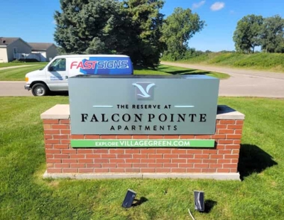 Exterior Signage Photo